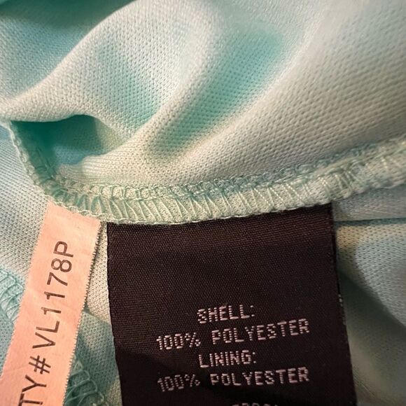 Royal Bones Skulls and Flowers by Daang Goodman - Picture 12 of 15